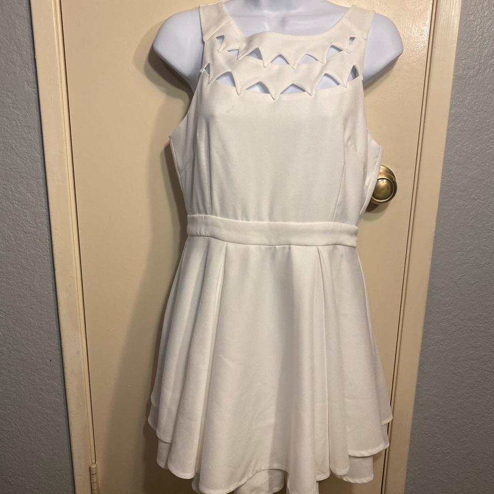 Lulu*S White Dress View 2